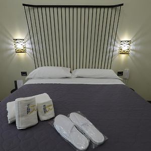 Camera con letto king size